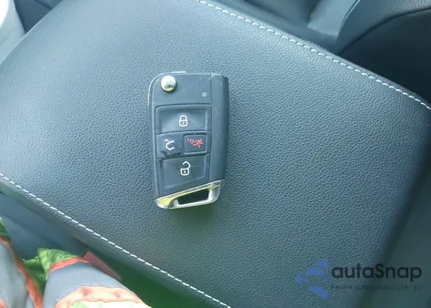 2021 Volkswagen Tiguan 2.0T Se/2.0T Se R-Line Black/2.0T Sel z USA, uszkodzony, nr VIN 3VV3B7AXXMM046628